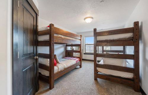 Pvt Hot Tub, Game Rm, Fire Pit, 12 Min Ski and PC - Foto 44