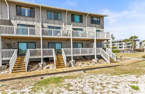 Oceanfront St Helena Island Condo with Beach Access! - Foto 24