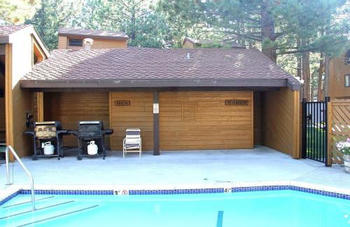 Mountain Condo | Spa Pool and Ski Shuttle Access - Foto 3