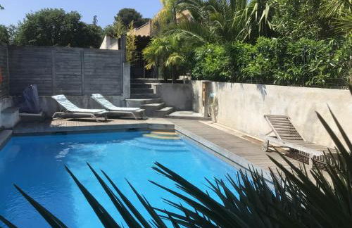 Villa Azur - 2 pièces rez-de-jardin dans une maison avec piscine - Foto 2