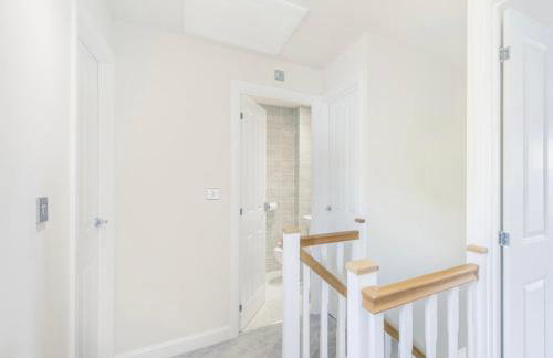 The Neal's 4 Bedroom House in Buxton Sleeps 8 - Photo 36