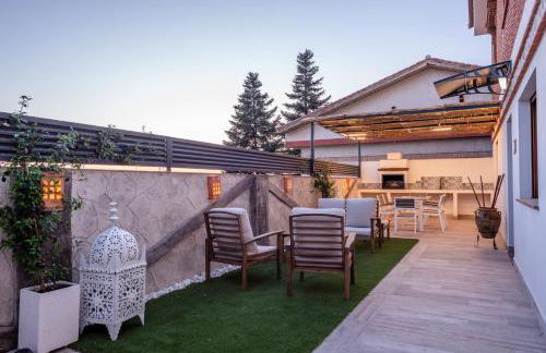 Espectacular Casa de lujo con Piscina, barbacoa, jacuzzi y vistas panorámicas a toda Granada - Foto 12