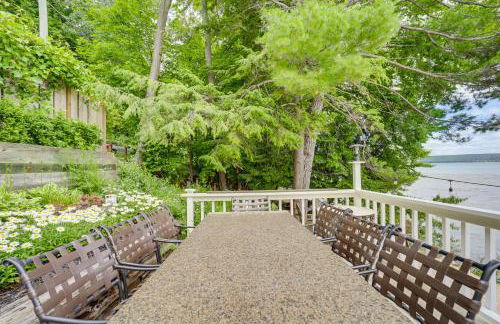 Updated Glen Arbor Cottage on Lake Dock and Mooring - Foto 28