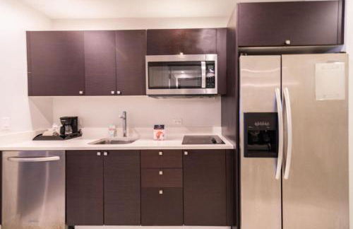 Doral Pool 1407 by WaveProperties - Foto 13