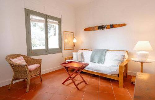 ApartmentsTamariu5 Cozy Retreat with Terrace - Foto 10
