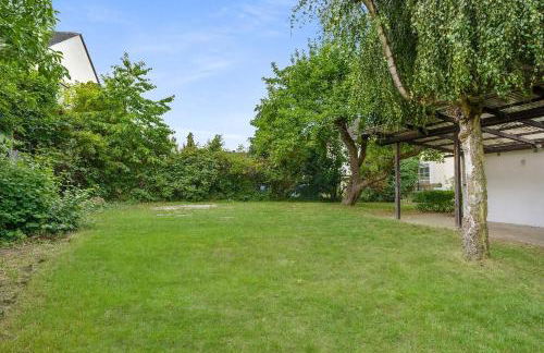 Moderne Traumwohnung mit Traumgarten - Foto 12