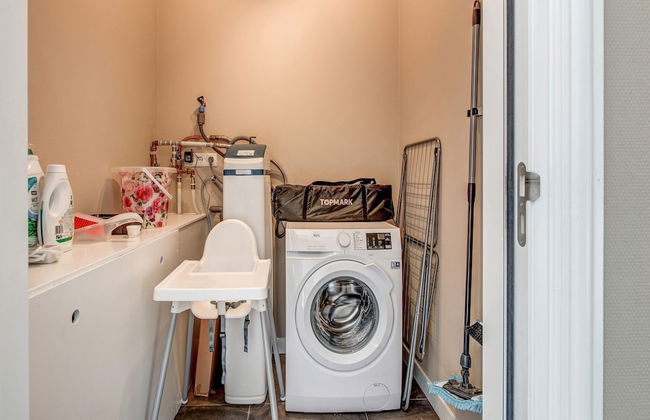 Stylish Farmhouse With Spa Tub - Foto 25