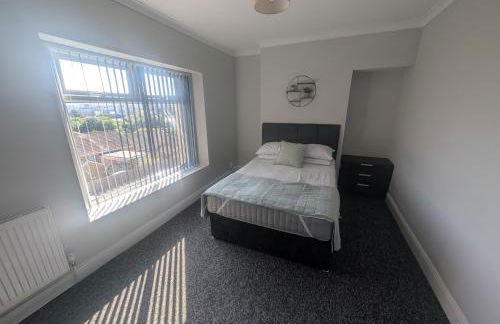 3BR Home Near Swansea City Centre - Foto 2