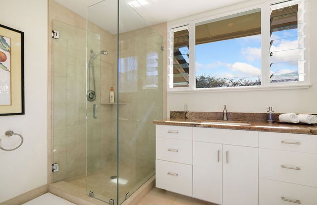 King Hale 4 Bedroom Home by RedAwning - Photo 34