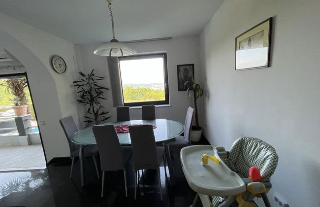 Tranquil Spacious Villa With Private Pool - Foto 15