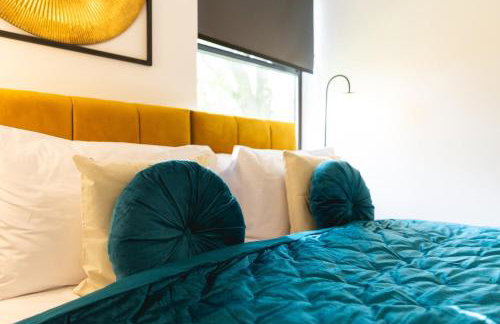 #57 Central Taunton 2BR APT - Sleeps 6 - 5 mins to Taunton Player Ready 2 - "Perfect For Contractors and Families - Free Parking" - Foto 10