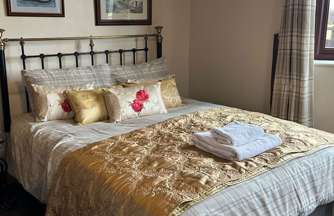 Wonderful 4 Bedroom Cottage Sleeps 8 - Foto 11