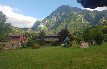 Casas rurales Valle de Bueida, jacuzzi solo en las casas el El Palacio y Viscárcel - Foto 1
