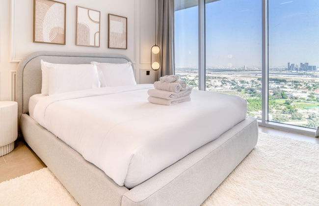 Luxe and Modern Duplex in Difc - Photo 21