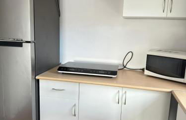 Vista Pico House - Photo 3