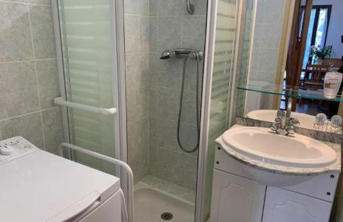 La Palmyre - PETITE VILLA MITOYENNE -PISCINE COLLECTIVE- PROCHE CENTRE - Foto 10