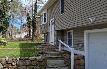 Hyannis Hideaway in Cape Cod - Photo 14