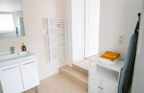 Gîte Les Camélias 2 chambres, 2 salles de bains - Foto 7