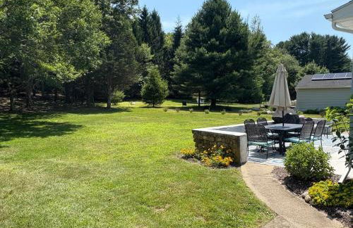 Stay a While in Niantic, Comfort by the Coast - Foto 6