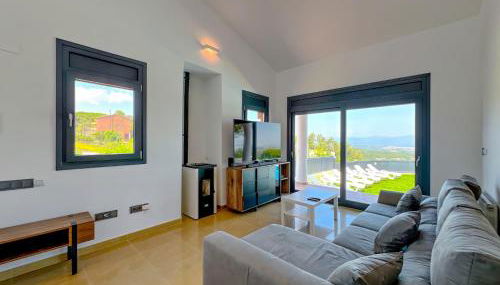 Villa in Costa Brava with Private Pool - Foto 4