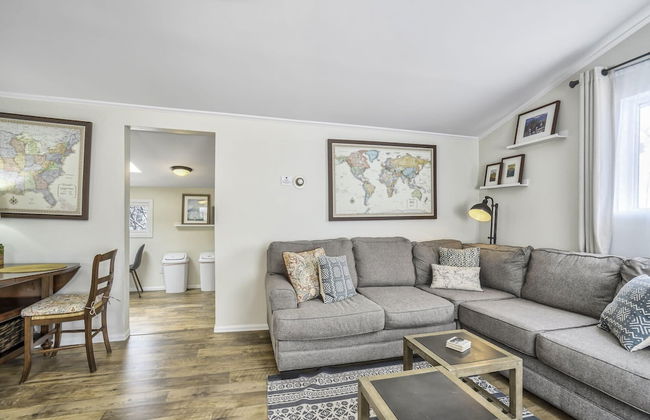 3bd1 Mile to Garden of the Godstraveler's Home - Photo 18