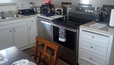 Franklin Apt - Photo 5