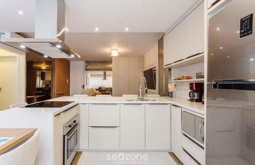 Apartment w/ Pool, 85m from beach in Jurerê PTJ203 - Photo 3