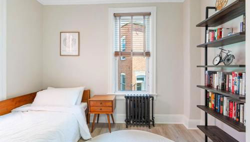 2x King Beds, Fireplace, Private Backyard, Washer, Dryer - Foto 2