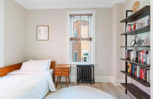 2x King Beds, Fireplace, Private Backyard, Washer, Dryer - Foto 2