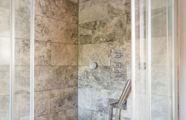 Terraced Townhouse Close to City Centre - Photo 64