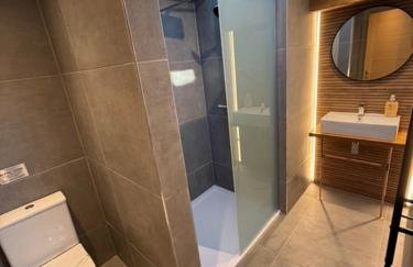 Cedar Barn - Nantwich, with Hot Tub - Foto 14