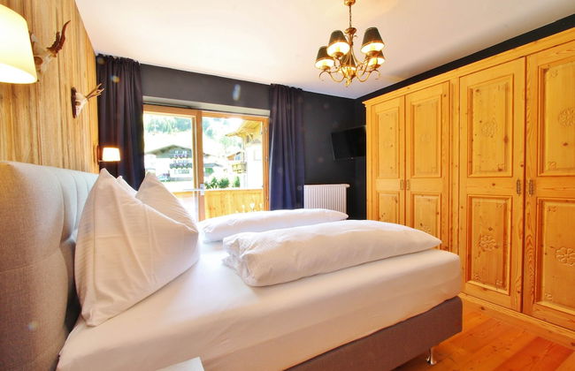 Unique Chalet in the Center of Elmau, Near Ski Lift - Photo 25