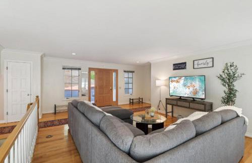 Entire Private Home with 5 Bedrooms 4 Bathrooms, 3-Acres Estate, 3000 sqft, near Winery in Fallbrook, Available Now - Foto 6