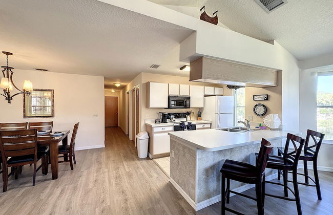 Lovely 3 bed Condo Near Disney Quiet Community - Photo 9