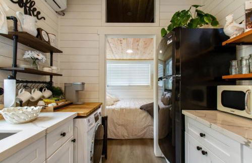 Tiny Farmhouse on Wheels - Foto 25