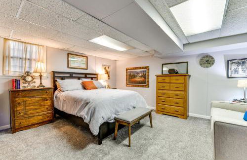 1 Mi to Dtwn Home with Fire Pit and Deck in Hudson! - Foto 22