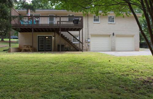 *The Governor's Mansion* Close to Downtown - Photo 59