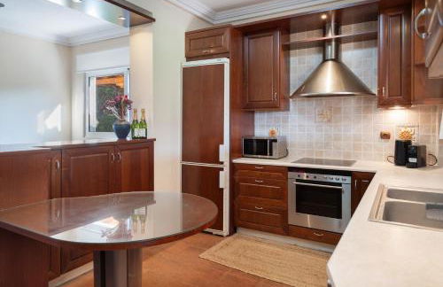 Phoceus Poolfront Grande Villa - Foto 40