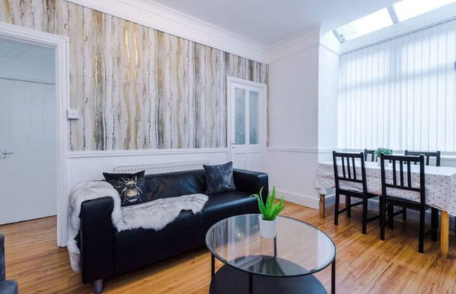 Spacious 4-Bed House Manchester - Foto 20