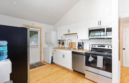 Forest Ridge Cabin - Hot Tub, Wi-Fi, National Park 15 Min, Fire Pit - Foto 6