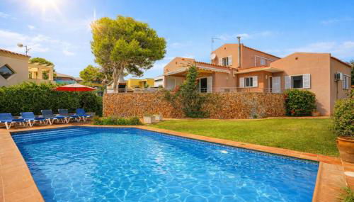 Villa Betonia - Foto 1