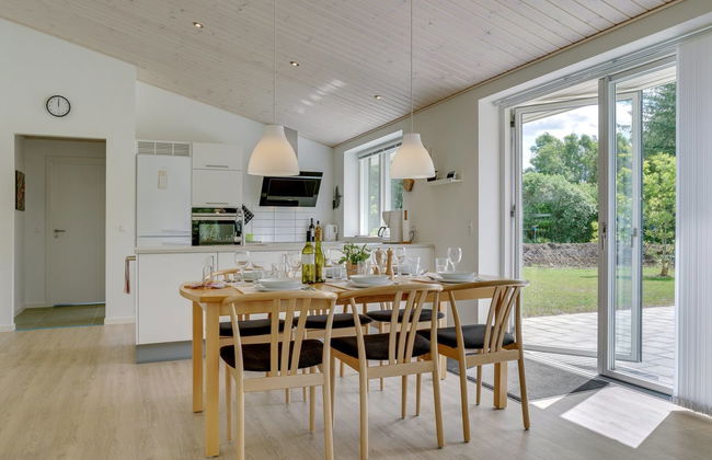 "Alona" - 250m from the sea - Photo 11