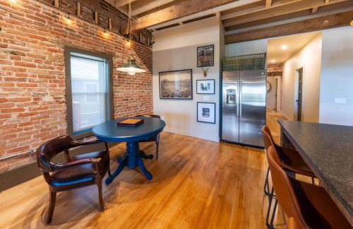 the Loft 417 - uniquely renovated downtown loft - Foto 13