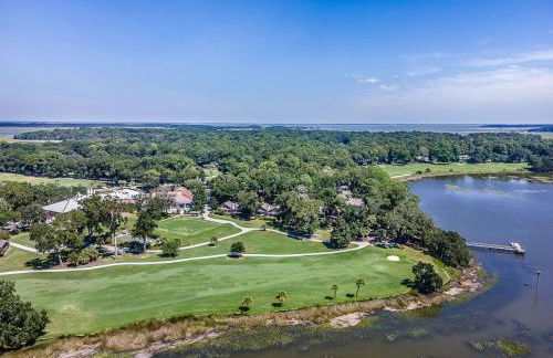 New Listing! Water Views with Short Walk to Dataw Clubhouse and Pool - Sleeps 6 - Foto 41