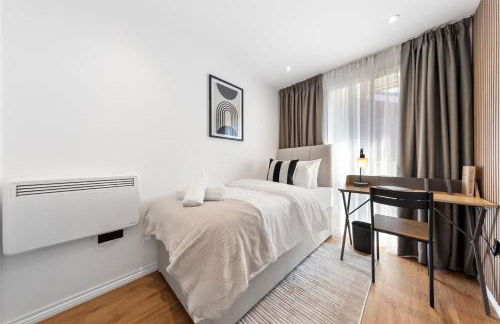 Modern 2BR Apartment Perfect for Remote Work - Foto 28