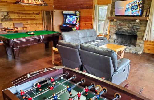 New The Hummingbird - MtnViews Hot Tub Game Room - Foto 40