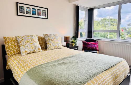 Beautiful 2 Bedroom Sea View - Free Onsite Parking - Photo 21