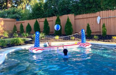 NEW cozy beautiful house with pool and hot tub - Foto 30