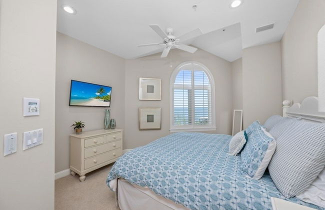 Captiva Grace 5 Bedroom Home by RedAwning - Photo 5