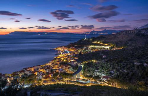 Villa with Sea View - Private Heated Pool - Foto 37